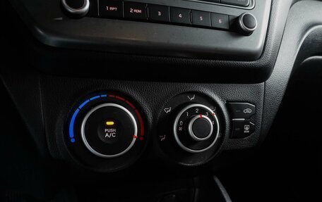 KIA Rio III рестайлинг, 2012 год, 799 000 рублей, 18 фотография