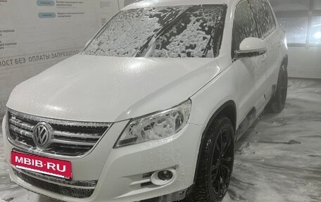 Volkswagen Tiguan I, 2009 год, 1 000 000 рублей, 3 фотография