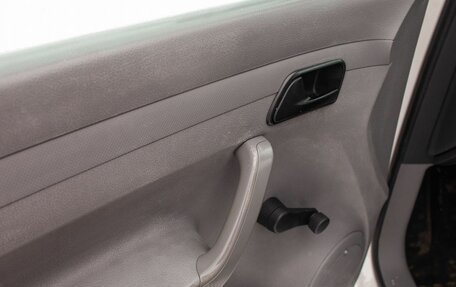 Volkswagen Caddy III рестайлинг, 2006 год, 715 000 рублей, 28 фотография