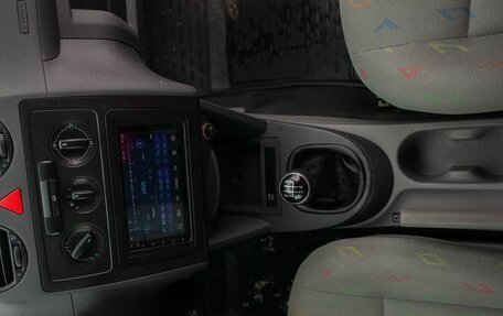 Volkswagen Caddy III рестайлинг, 2006 год, 715 000 рублей, 24 фотография