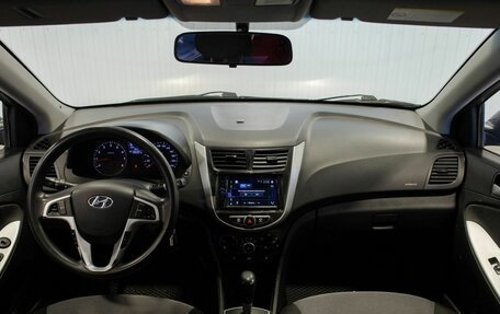 Hyundai Solaris II рестайлинг, 2011 год, 760 000 рублей, 20 фотография