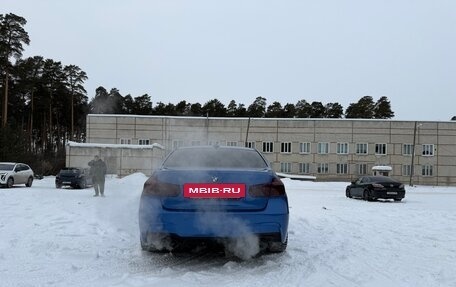 BMW 3 серия, 2018 год, 2 400 000 рублей, 5 фотография