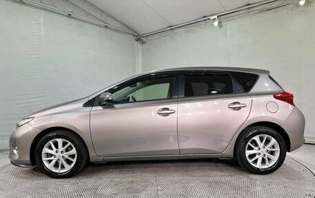 Toyota Auris II, 2014 год, 1 100 000 рублей, 11 фотография