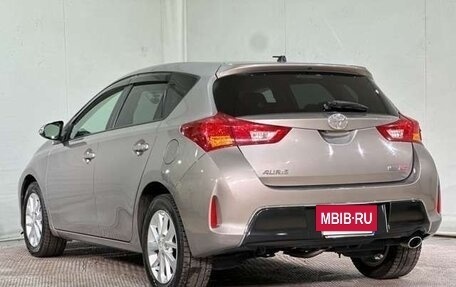 Toyota Auris II, 2014 год, 1 100 000 рублей, 10 фотография