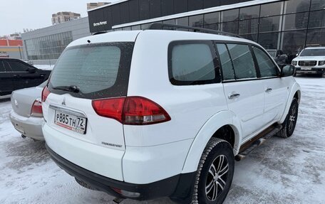 Mitsubishi Pajero Sport II рестайлинг, 2015 год, 2 250 000 рублей, 3 фотография