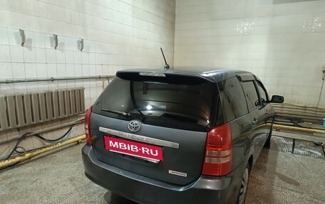 Toyota Wish II, 2003 год, 715 000 рублей, 8 фотография