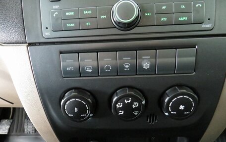 ЛуАЗ Patriot, 2013 год, 537 000 рублей, 18 фотография