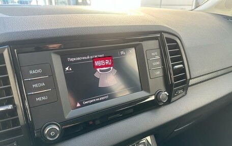 Skoda Karoq I, 2020 год, 2 400 000 рублей, 15 фотография