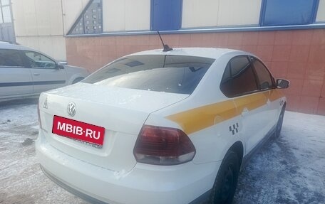 Volkswagen Polo VI (EU Market), 2019 год, 800 000 рублей, 2 фотография