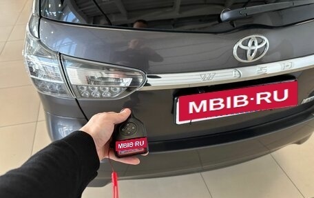 Toyota Wish II, 2012 год, 1 429 000 рублей, 25 фотография