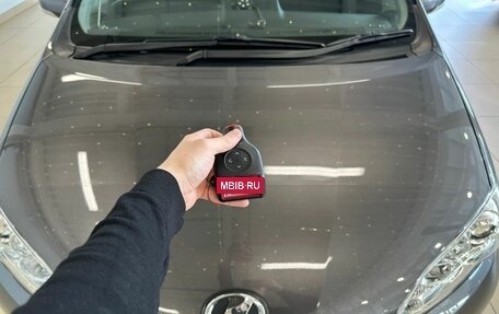 Toyota Wish II, 2012 год, 1 429 000 рублей, 30 фотография