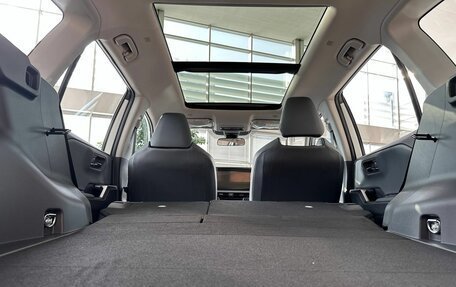 Toyota RAV4, 2025 год, 5 199 000 рублей, 20 фотография