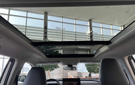 Toyota RAV4, 2025 год, 5 199 000 рублей, 16 фотография