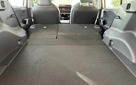 Toyota RAV4, 2025 год, 5 199 000 рублей, 19 фотография