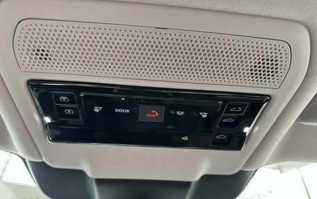 Toyota RAV4, 2025 год, 5 199 000 рублей, 23 фотография