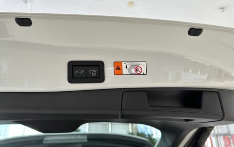 Toyota RAV4, 2025 год, 5 199 000 рублей, 36 фотография