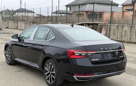 Skoda Superb III рестайлинг, 2025 год, 3 150 000 рублей, 10 фотография