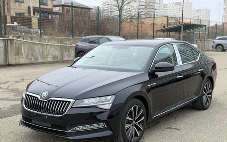 Skoda Superb III рестайлинг, 2025 год, 3 150 000 рублей, 13 фотография
