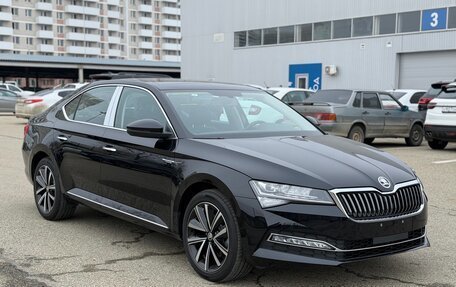 Skoda Superb III рестайлинг, 2025 год, 3 150 000 рублей, 12 фотография