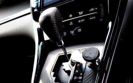 Toyota Harrier, 2016 год, 2 500 000 рублей, 12 фотография