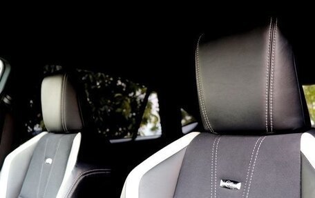 Toyota Harrier, 2016 год, 2 500 000 рублей, 16 фотография