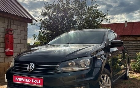 Volkswagen Polo VI (EU Market), 2015 год, 850 000 рублей, 1 фотография