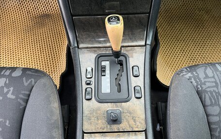 Mercedes-Benz E-Класс, 1996 год, 570 000 рублей, 15 фотография