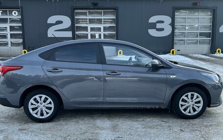 Hyundai Solaris II рестайлинг, 2021 год, 1 730 000 рублей, 8 фотография