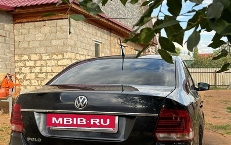 Volkswagen Polo VI (EU Market), 2015 год, 850 000 рублей, 2 фотография