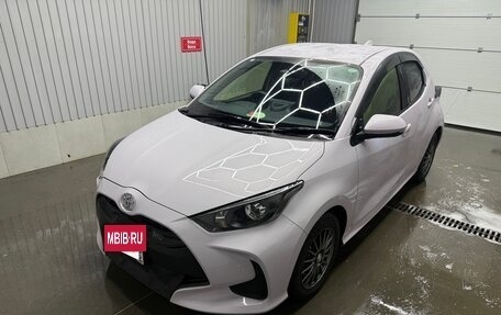 Toyota Yaris, 2021 год, 1 510 000 рублей, 8 фотография
