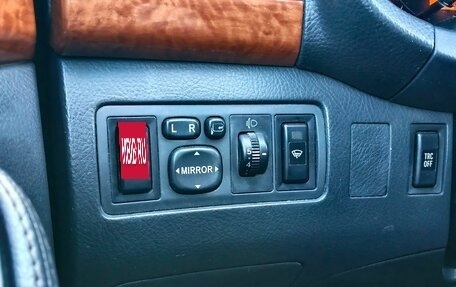 Toyota Avensis III рестайлинг, 2006 год, 850 000 рублей, 19 фотография