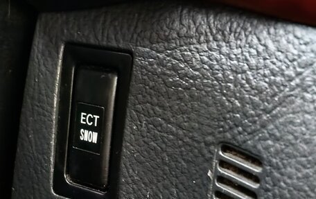 Toyota Avensis III рестайлинг, 2006 год, 850 000 рублей, 21 фотография