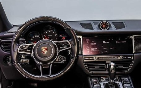 Porsche Macan I рестайлинг, 2021 год, 5 990 000 рублей, 19 фотография