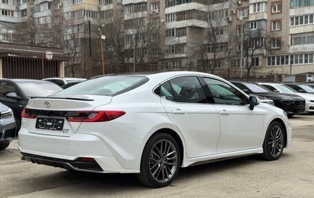 Toyota Camry, 2025 год, 4 490 000 рублей, 3 фотография