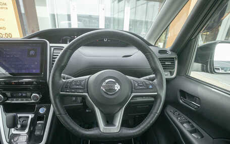 Nissan Serena IV, 2018 год, 1 997 000 рублей, 18 фотография