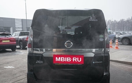 Nissan Serena IV, 2018 год, 1 997 000 рублей, 6 фотография