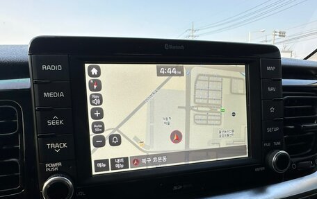 KIA Stonic, 2020 год, 1 235 000 рублей, 11 фотография