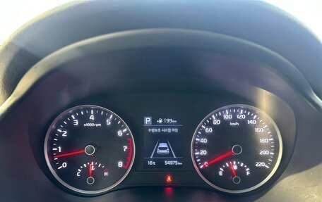 KIA Stonic, 2020 год, 1 235 000 рублей, 8 фотография