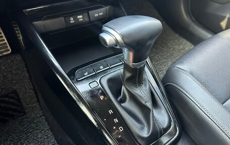 KIA Stonic, 2020 год, 1 235 000 рублей, 14 фотография