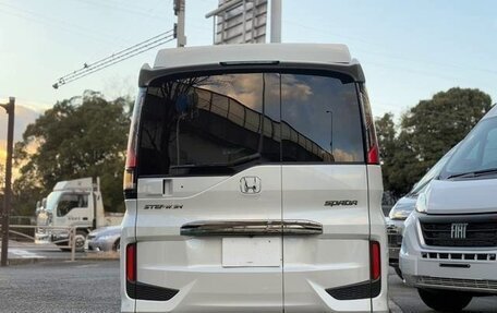 Honda Stepwgn IV, 2021 год, 2 098 000 рублей, 5 фотография