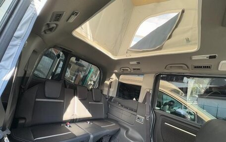 Honda Stepwgn IV, 2021 год, 2 098 000 рублей, 31 фотография