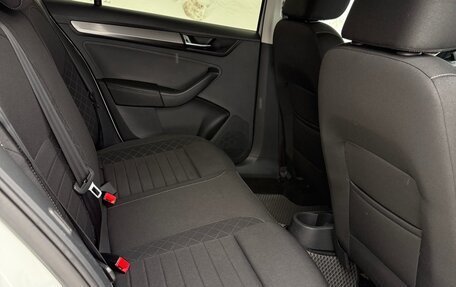 Skoda Rapid I, 2018 год, 1 150 000 рублей, 13 фотография