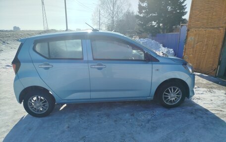 Daihatsu Mira e:S I рестайлинг, 2017 год, 650 000 рублей, 2 фотография