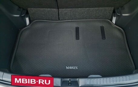 Toyota Yaris, 2025 год, 1 450 000 рублей, 14 фотография