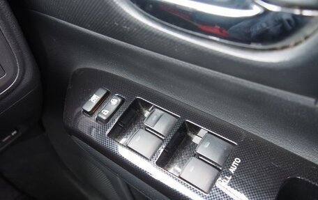 Toyota Wish II, 2013 год, 1 300 000 рублей, 15 фотография