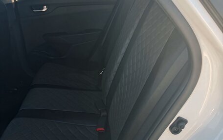 Hyundai Solaris II рестайлинг, 2019 год, 1 100 000 рублей, 8 фотография