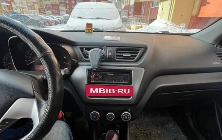 KIA Rio III рестайлинг, 2015 год, 750 000 рублей, 11 фотография
