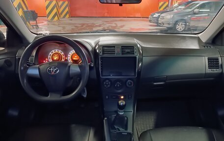 Toyota Corolla, 2011 год, 780 000 рублей, 13 фотография