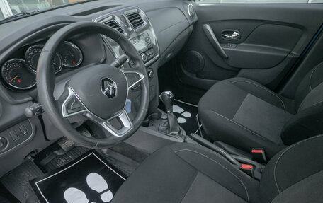 Renault Logan II, 2019 год, 997 000 рублей, 12 фотография