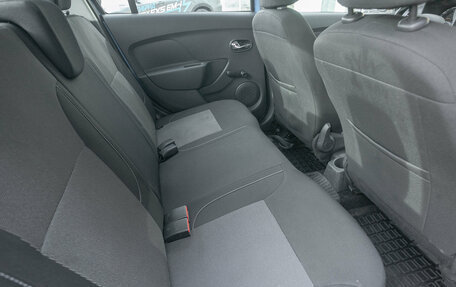 Renault Logan II, 2019 год, 997 000 рублей, 14 фотография